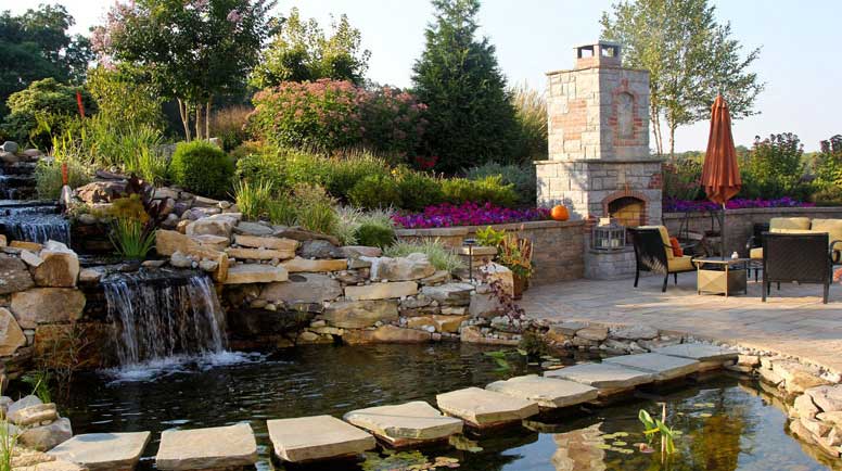 The Benefits of Adding a Stream to Your Pond
