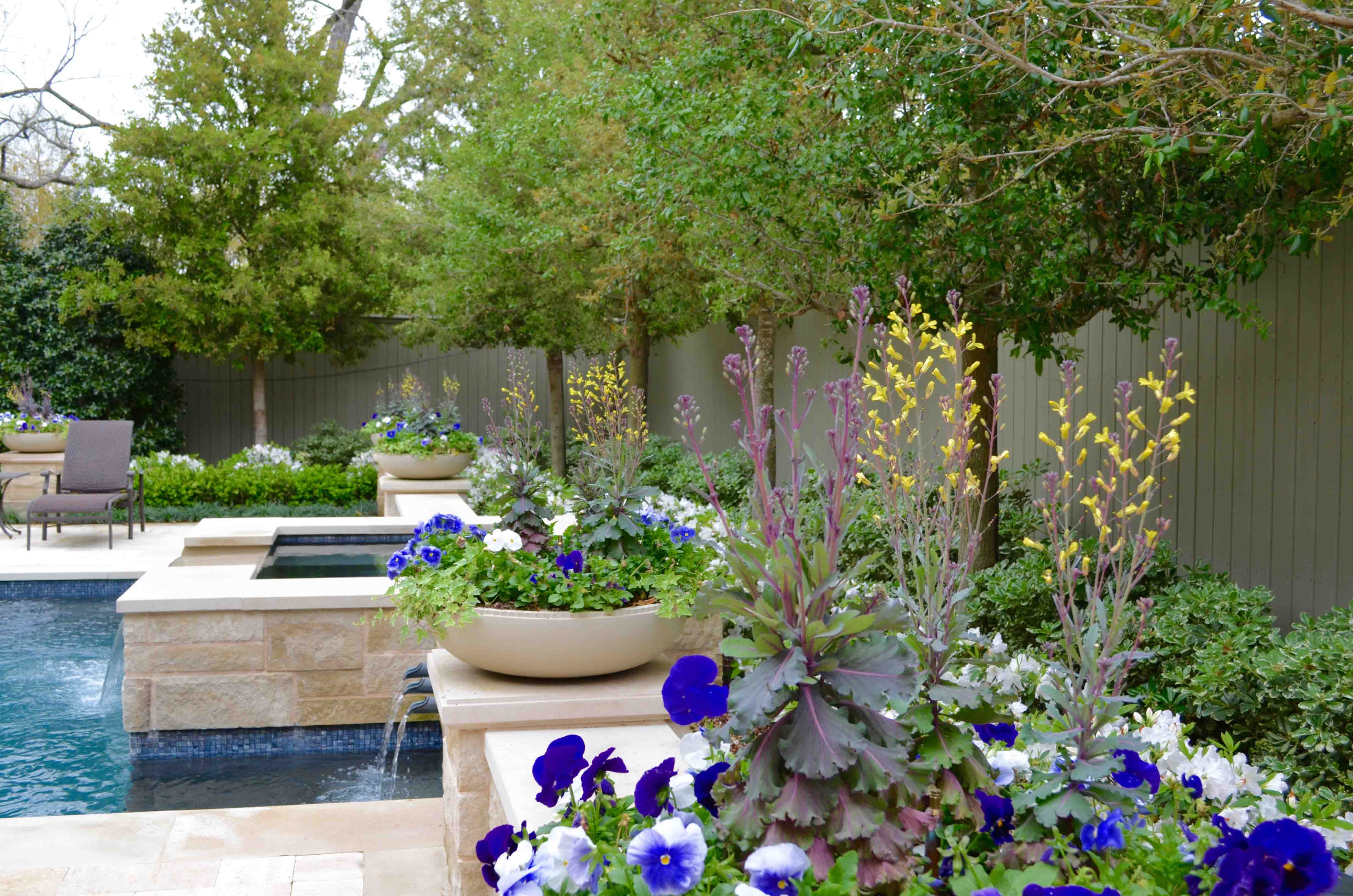 RCc-4586-11_Lawns of Dallas_GIBSON RESIDENCEweb.jpg
